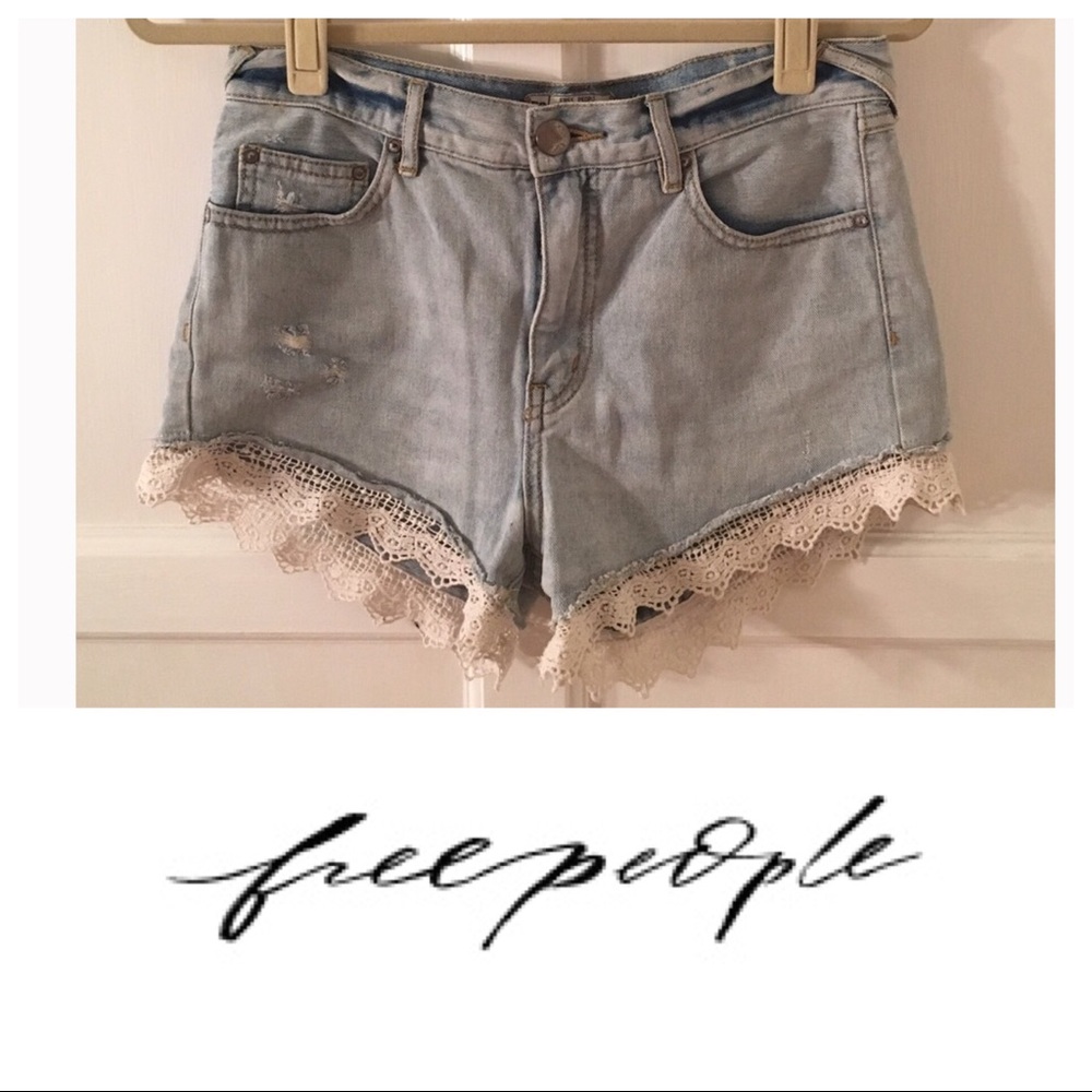 🌻 Free People Lace Trim Denim Shorts